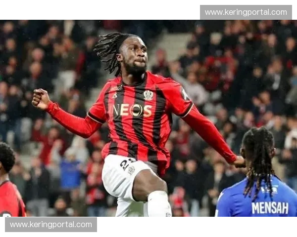 罗马诺确认克瓦拉茨赫利亚加盟巴黎，转会费超7000万欧元